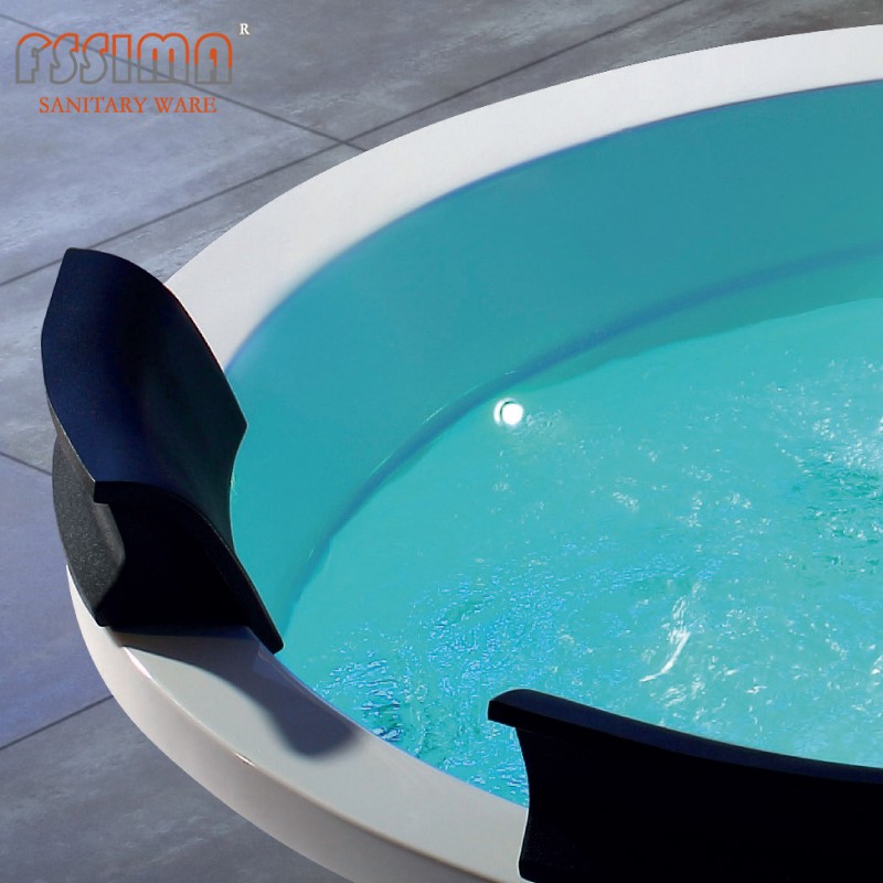 Hydrotherapy Round Jetted Bathtub Air Control 2 Person Under Ground 1.7m