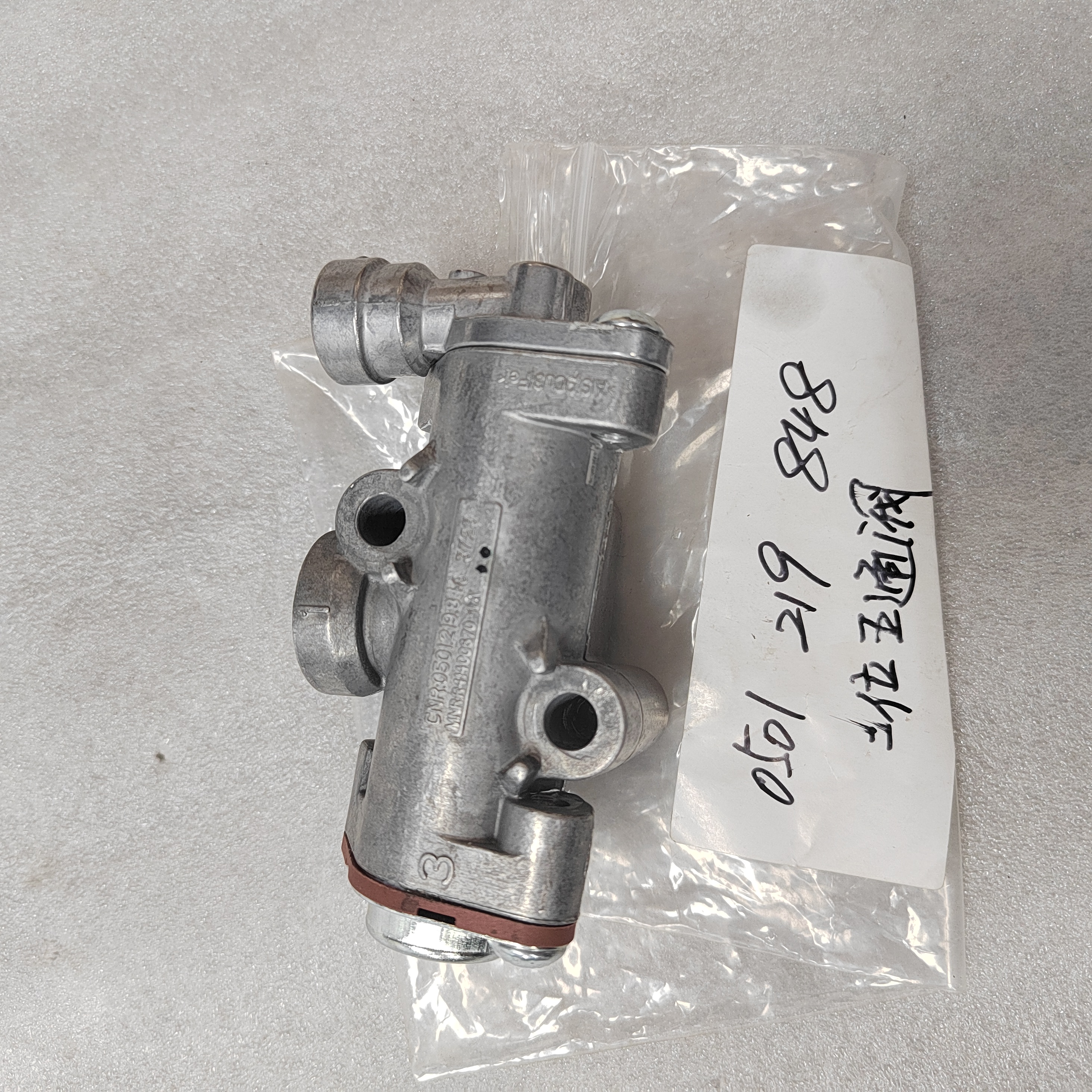1991-2000 Year Gear Box Heavy Truck Auto Part Spare Part Valve 0501219848 0501 219 848