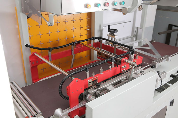 High Precision Automatic Shrink Wrapping Machine Shrink Packaging Machine DQL-5545 SM4525