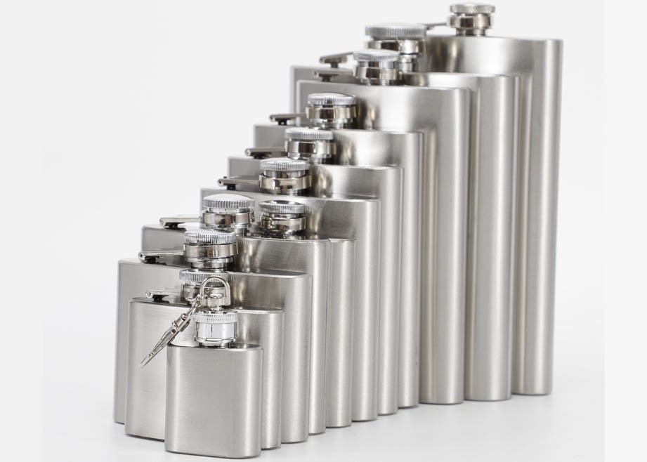 Environmental Protection 1- 18 Oz Hip Flask Plastic Cover Stainless Steel Jug