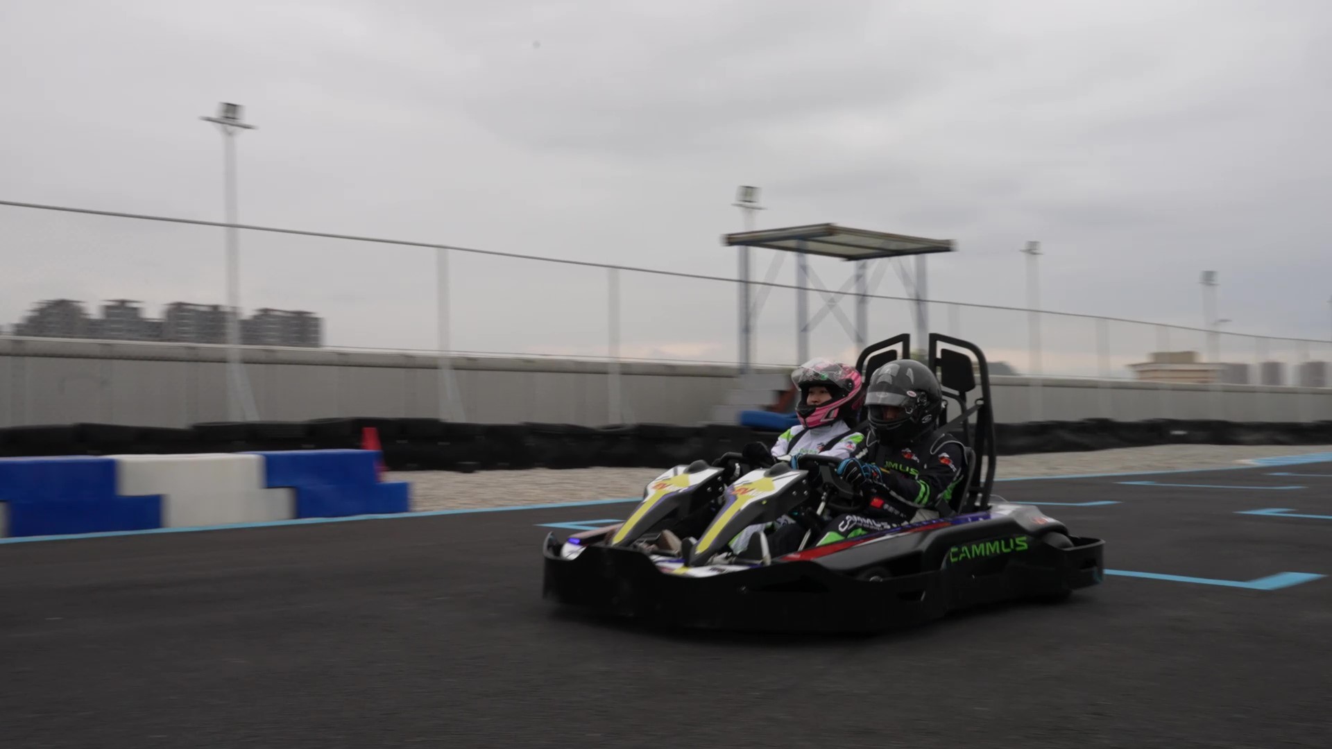 Adult 3.5kw Electric Go Kart Fast Track 4130 CrMo Frame Chain Drive Transmission