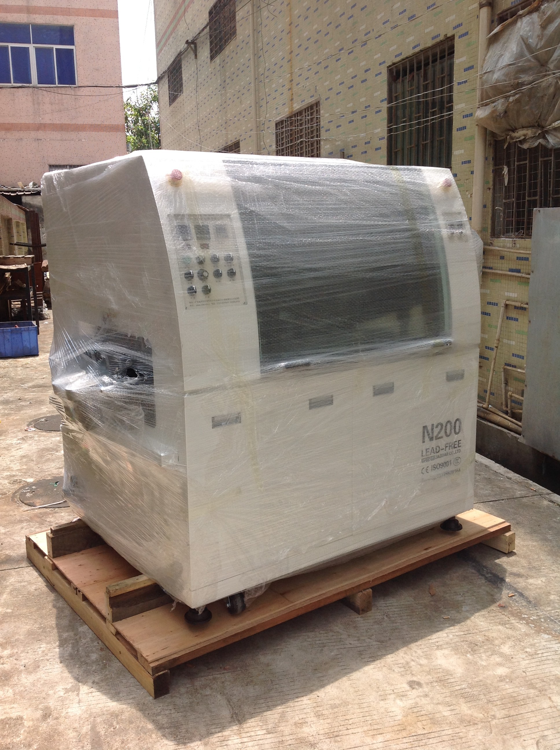 Double Wave SMD Soldering Machine Small Size With Non Stick Tin 1 Heating Zone