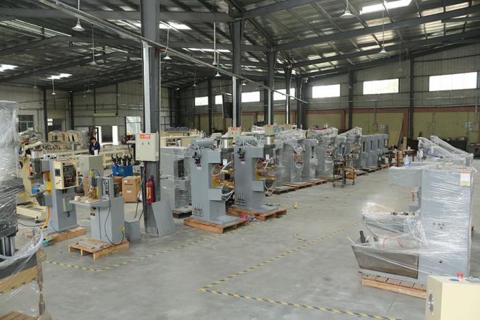 Aluminum Products Pneumatic Spot Welding Machine / Copper Projection Welding