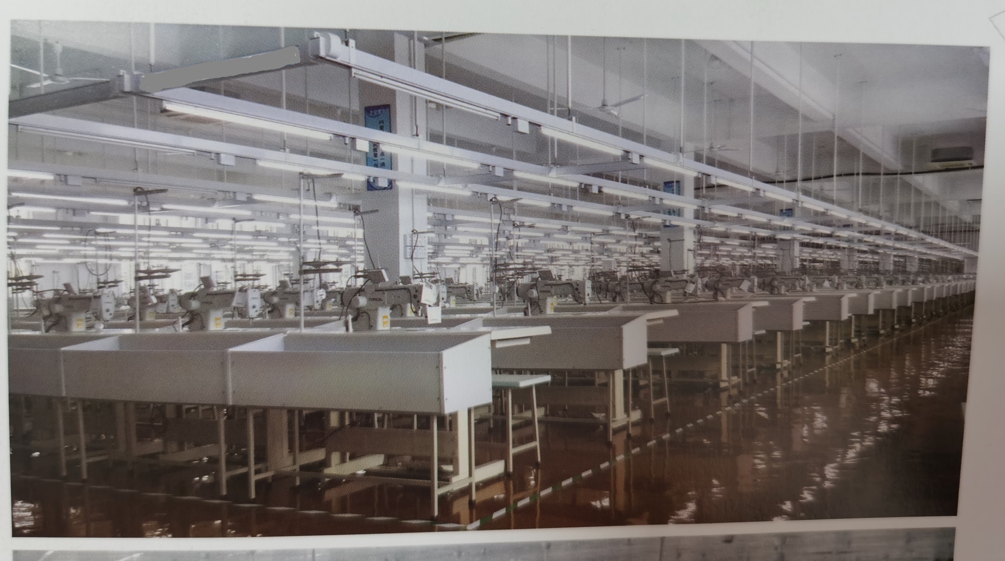 Enclosed Power Conductor Rail System Busbar Seamless 3 4 6 p