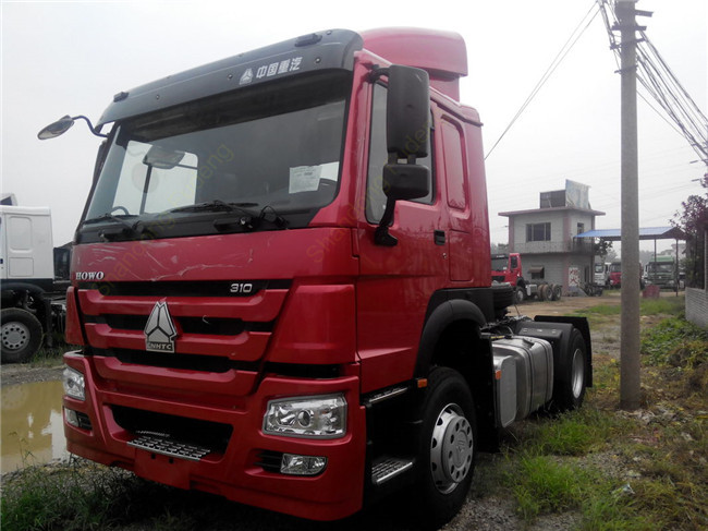 4 X 2 Drive Type Sinotruk Tractor Head Trucks Prime Mover 371 HP