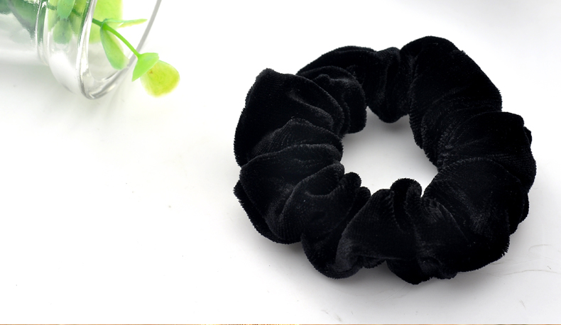 Solid Color Elastic Velvet Hair Tie , 6cm 0.03kg Medium Velvet Scrunchie