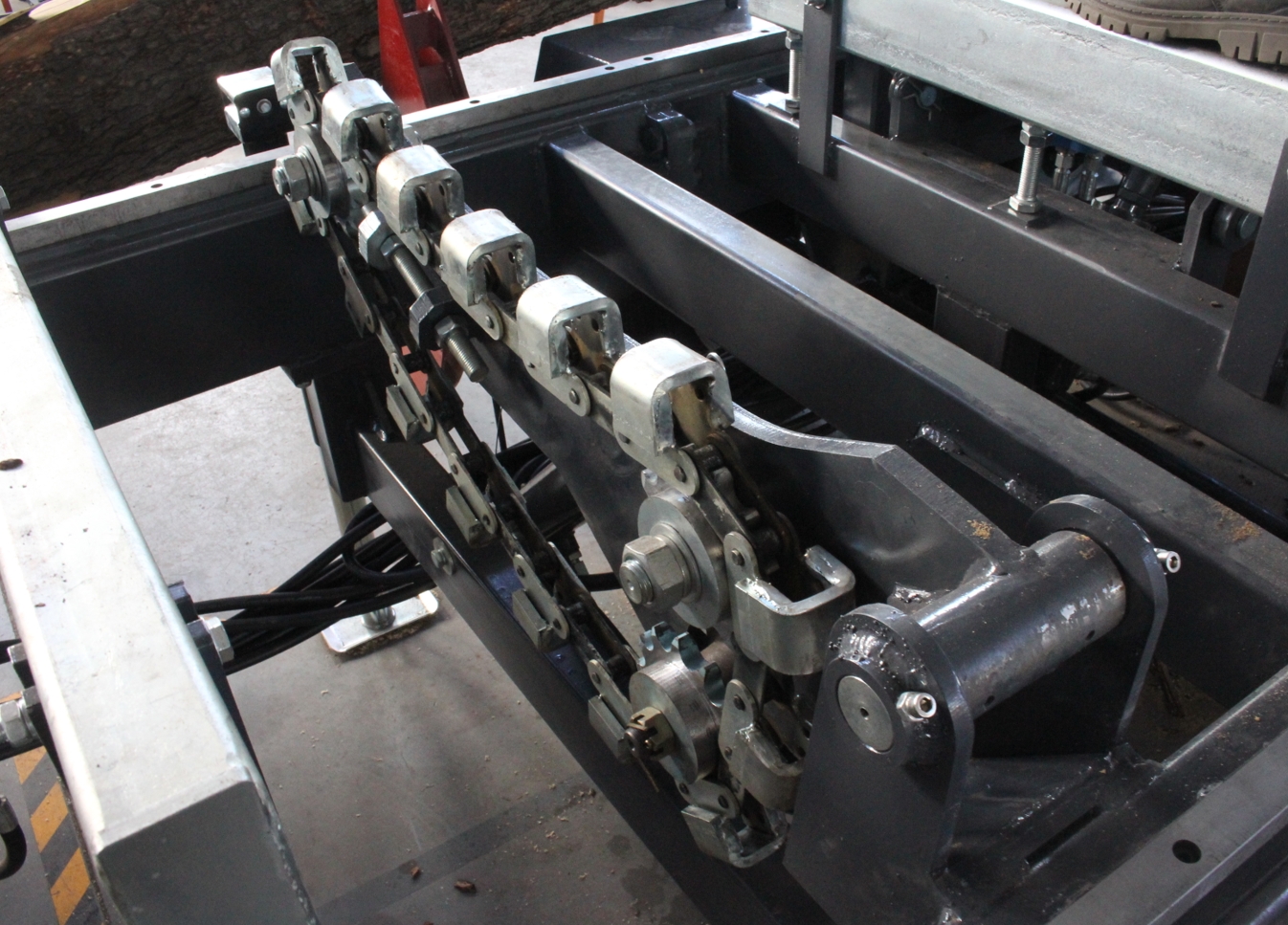 Industrial Wood Big Tree Cutting Machine Electric Motor Bandsaw Mill in South Africa