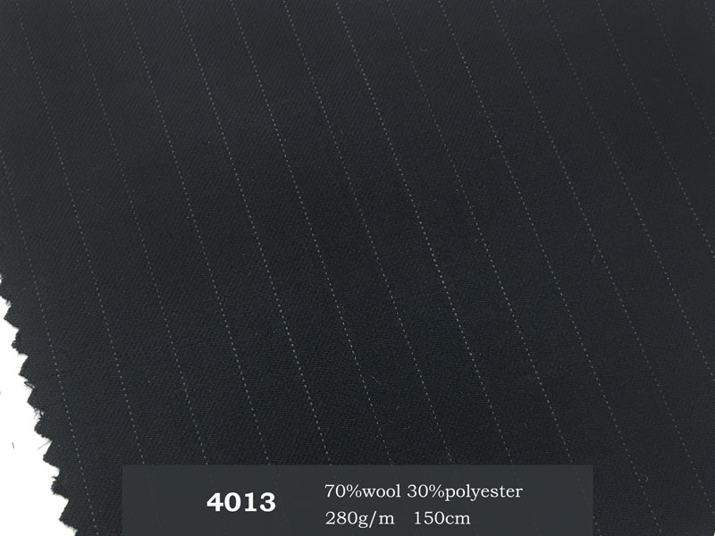 Italian Merino Polyester Cashmere Tweed Wool Fabric 260-420gsm For Suiting