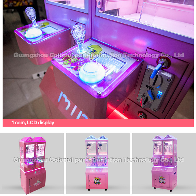 Jewelry Claw Crane Machine 110w With Two Seats Height Adjustable