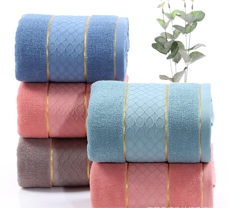 Highly Absorbent 32S Cotton Towel with Gold Edge and Solid Color Cut Pile Pattern