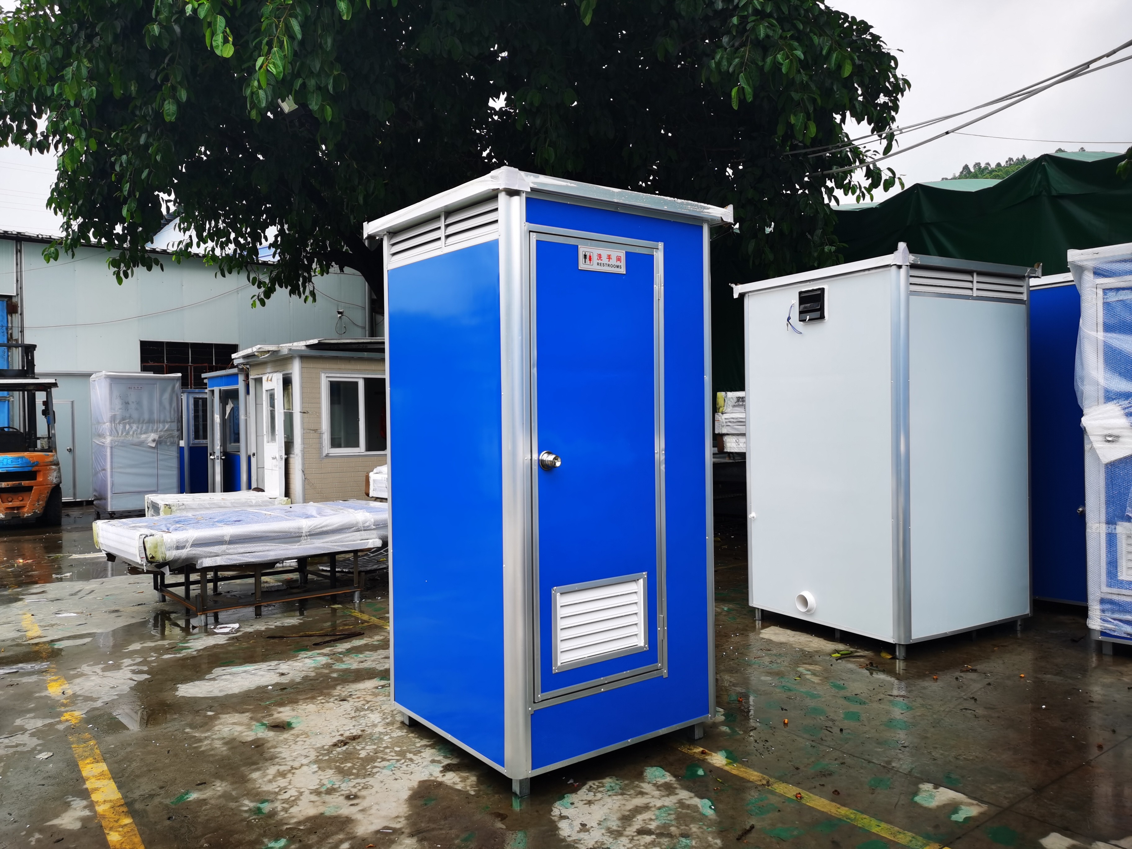 Outdoor Steel Portable Toilet Temporary Modular Camping Public Shower Room