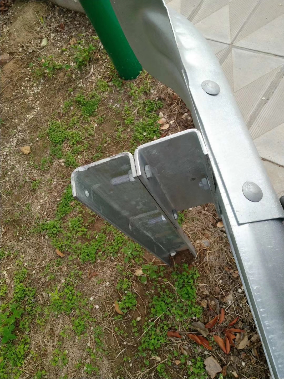 Hot-Dip Galvanized Steel Highway Guardrail Spacer With W-Beam Anti-Corrosion