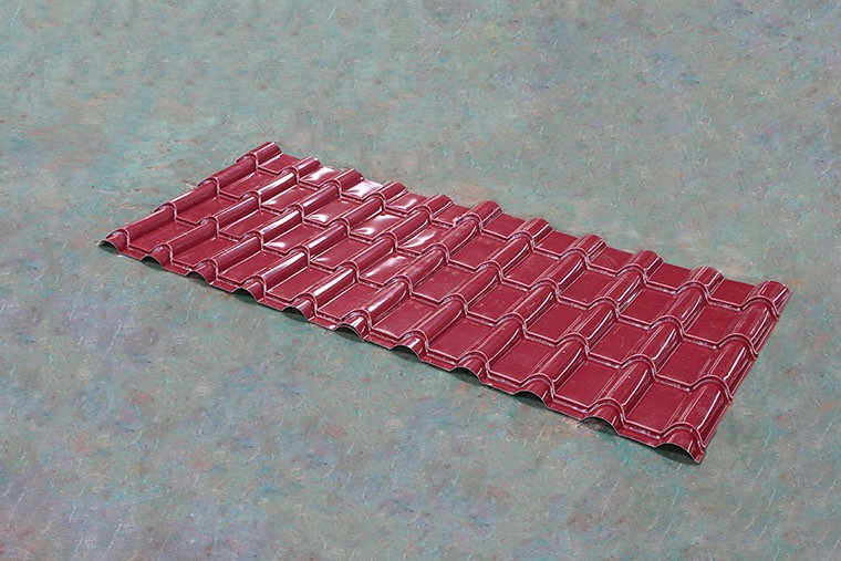 Metal Glazed Roof Tile Roll Forming Machine With High Production Speed