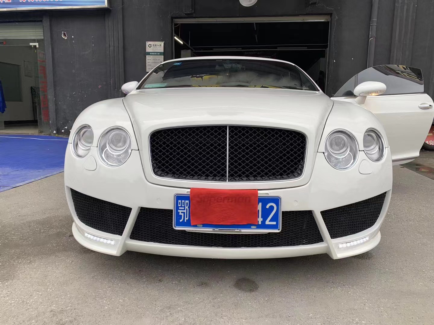 For Bentley Continental Body Kit Continental GT Upgraded MSY-style Carbon Fiber Body Kit for Front and Rear Bumpers