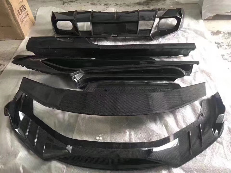 For Lamborghini LP580 LP610 Carbon Fiber Body Kit LP580 LP610 Upgraded MSY Style Front Lip Diffuser Spoiler Side Skirt