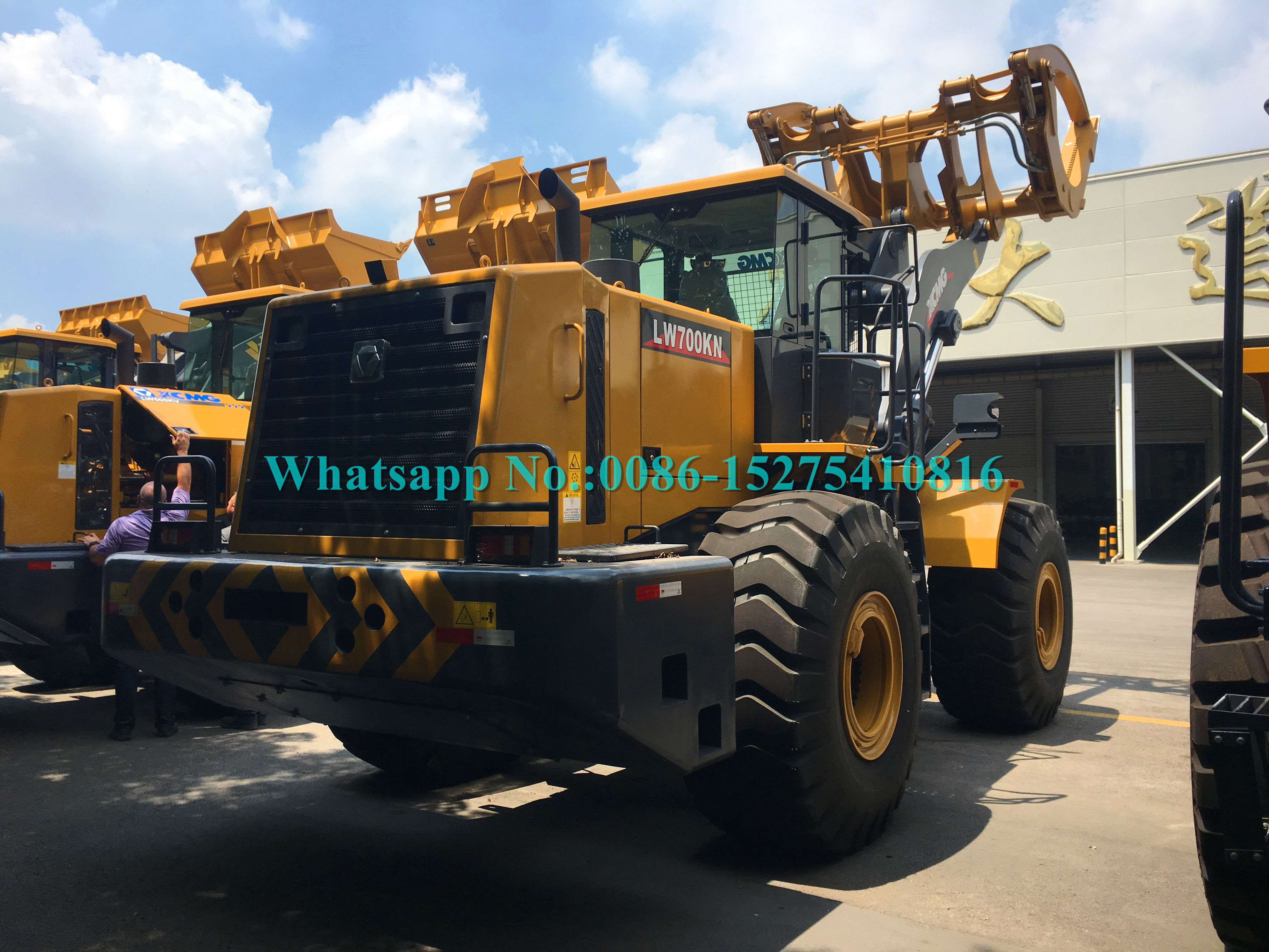 Strong Bucket 7 ton Wheel Loader XCMG LW700KN LW700KV Large Load with 4.2m3 Rock Bucket