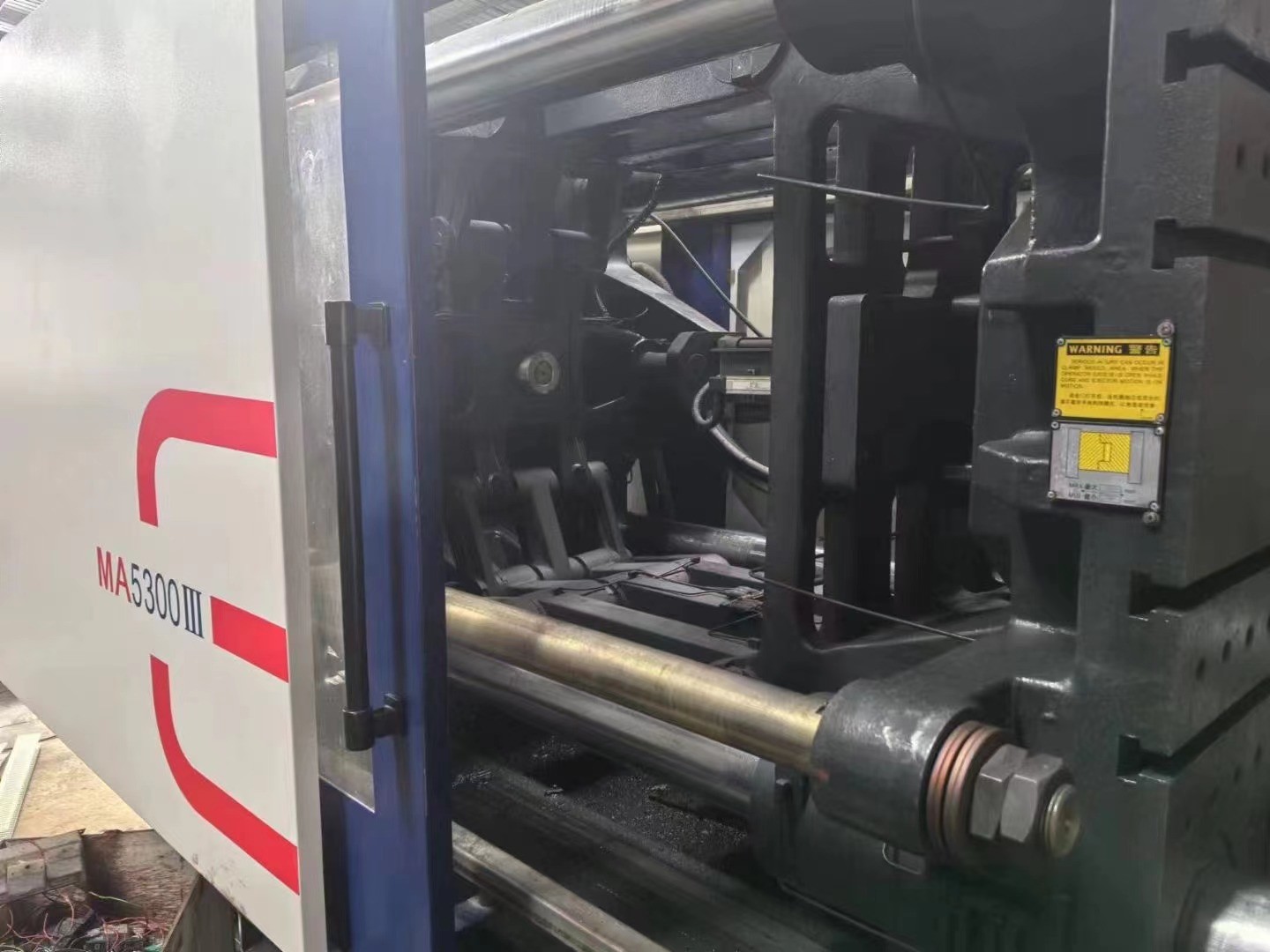 40mm Screw Diameter Used Injection Molding Machine for High Injection Pressure 1959 Kg/cm2