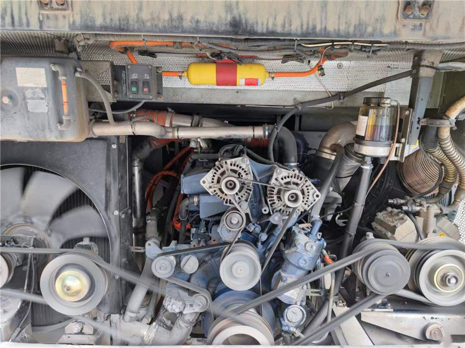 Used Kinglong Coach XMQ6125 Mini Coach Bus 51 Seats Weichai Rear Engine Bus Coach Accessories With Yutong Higer