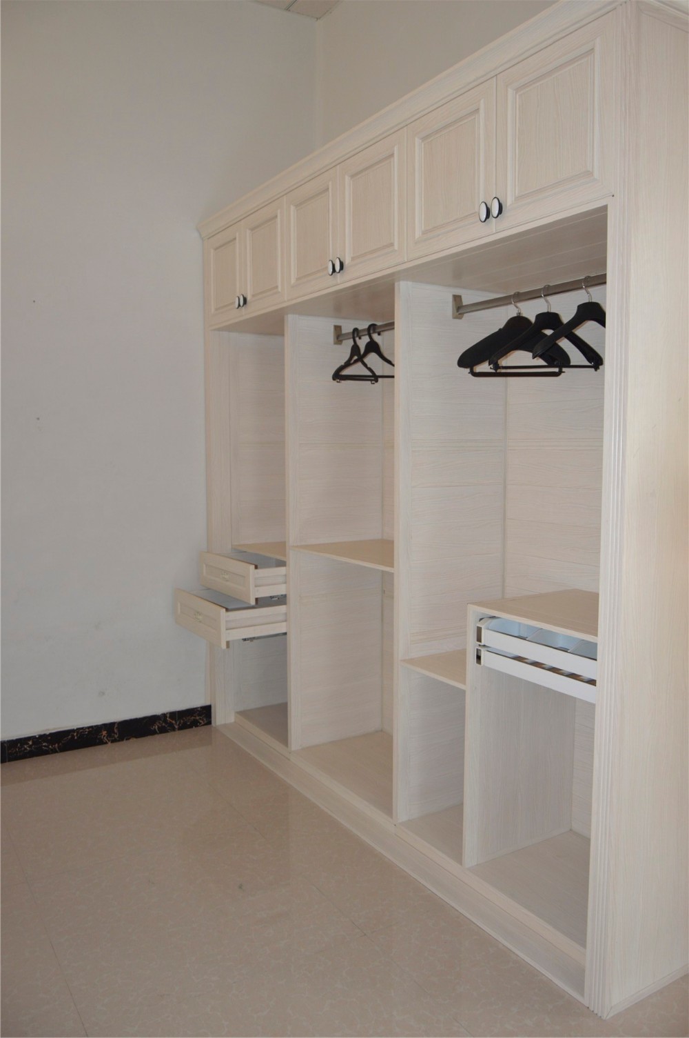 Preheat Aluminum Carcase Material Kitchen, Wardrobe, Shoe Cabinet