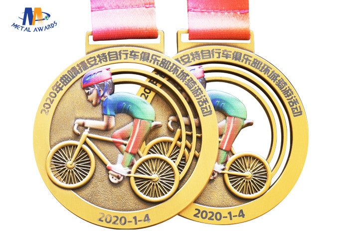 Stock Riding Medals Antique Brass Plating And Colorful Printing Relief Medailles Cut Out With Ribbon
