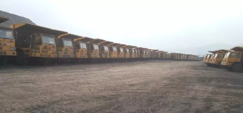 Euro 4 XCMG Mining Dump Truck 6*4 / 50 Ton Off - Highway Trucks