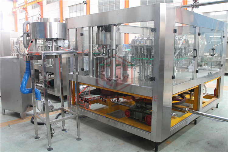 Complete A To Z Rinser Filler Capper Machine For 10000 - 20000BPH Mineral Water