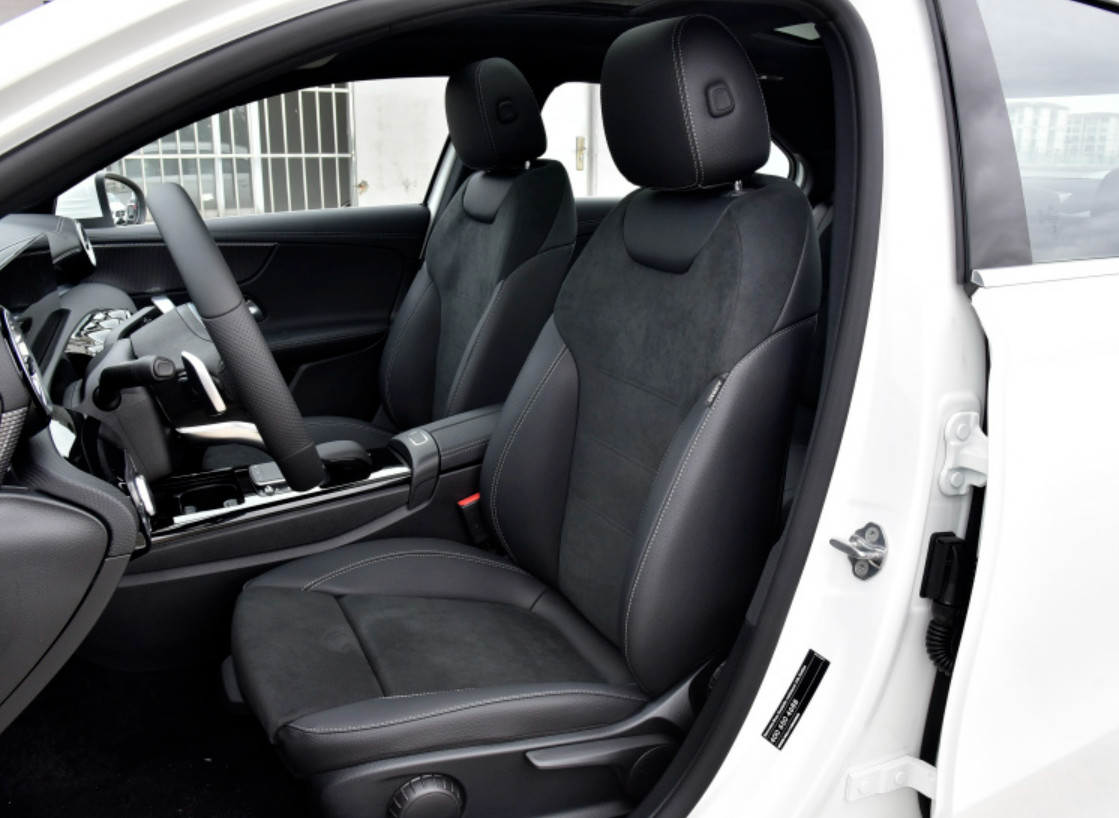 4 Door 5 Seats Car Mercedes-Benz A Changed A200 L Sport Sedan Fashion Version