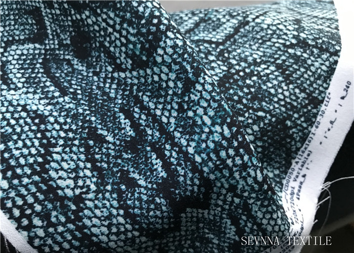 Stretch Textile Swimwear Knit Fabric , Textured Jacquard Matt Activewear Fabrics Yard
