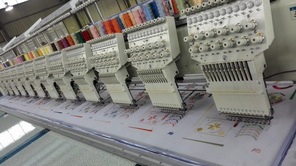 15 Head Cross Stitch Embroidery Machine High Speed 16000000 Stitches Memory capacity