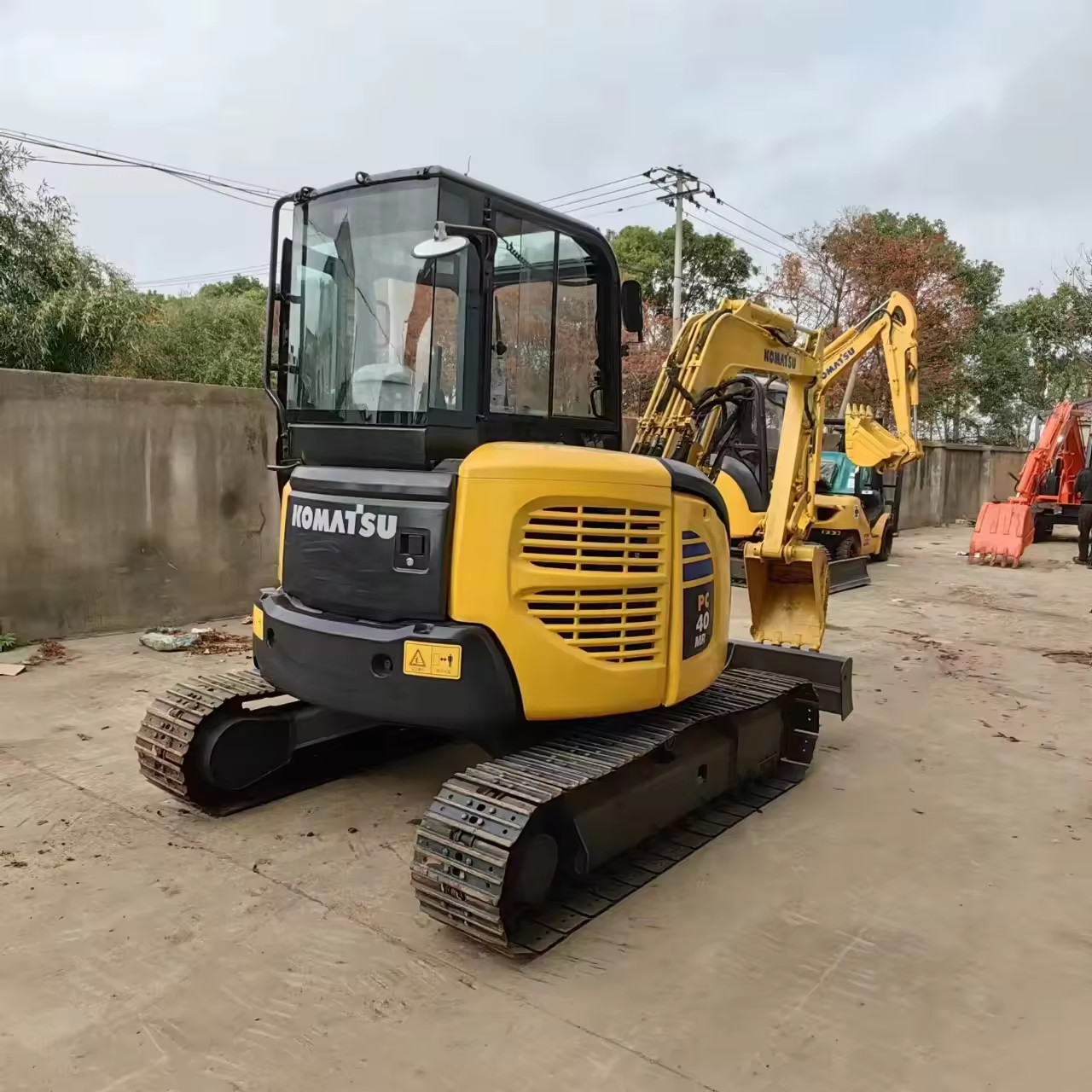 Used Mini PC40 Komatsu Backhoe Excavator 4ton For Used Earth Moving Machinery Digger