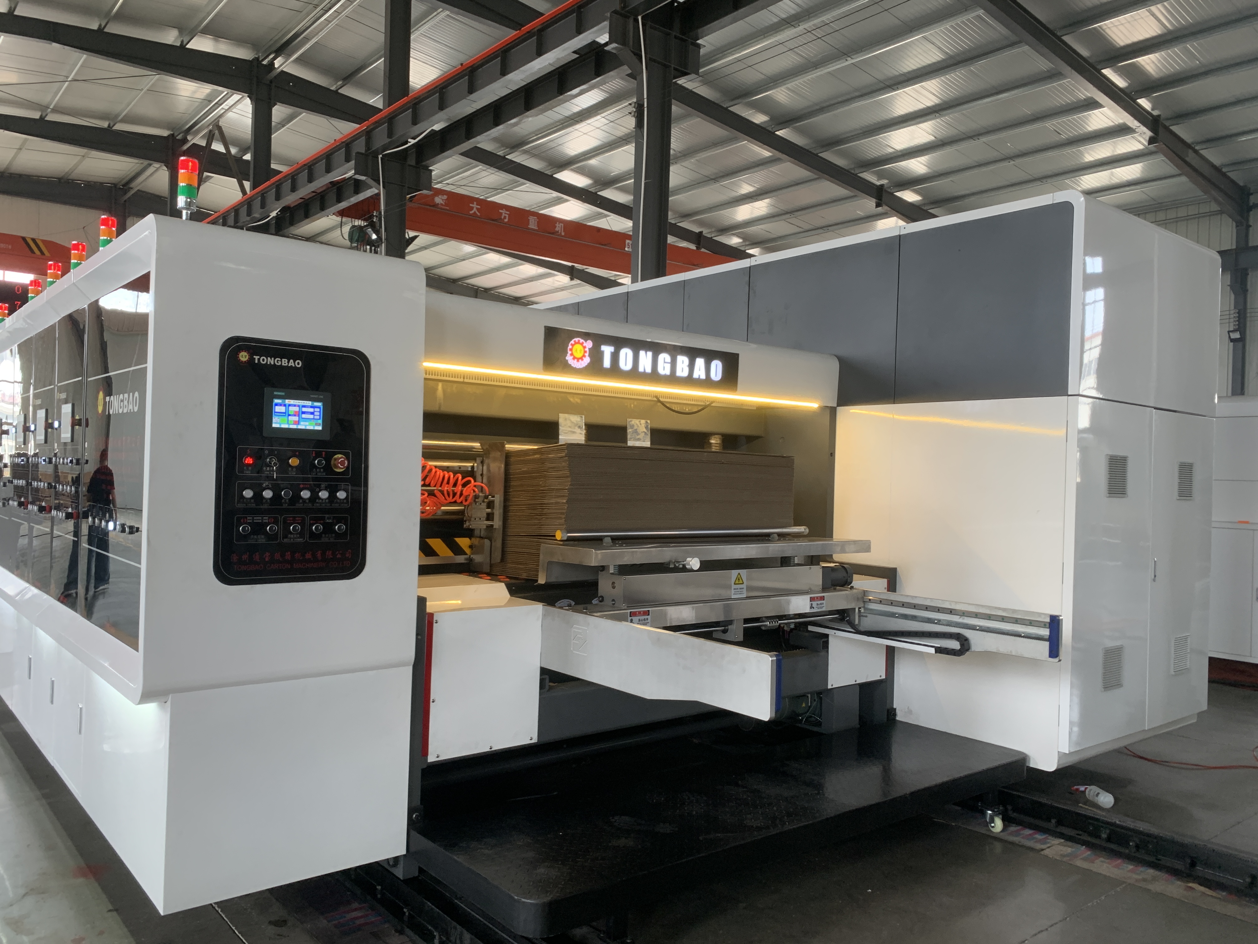 FFG Automatic Vacuum Transfer Flexo Printing Slotting Die Cutting Folding Gluing Strapping Machine