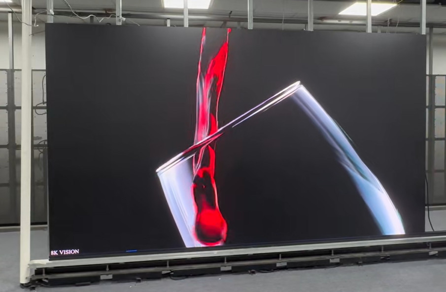 Indoor LED Video Wall Application of Fixed Screen for High-End Furniture City