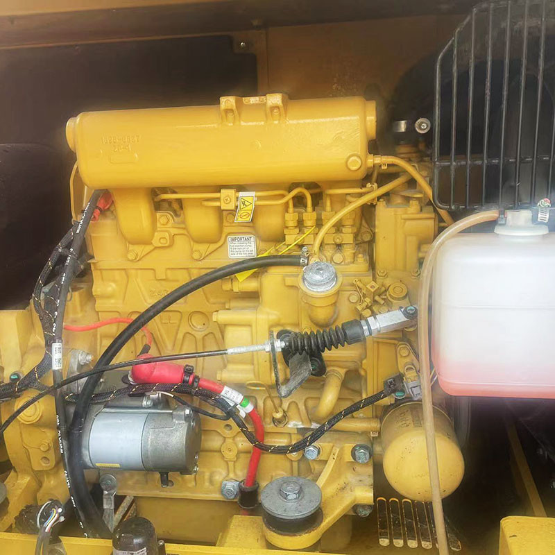 Used Caterpillar 307.5 Crawler Excavator 37kw Rated Power 0.3m³ Bucket Capacity in stock