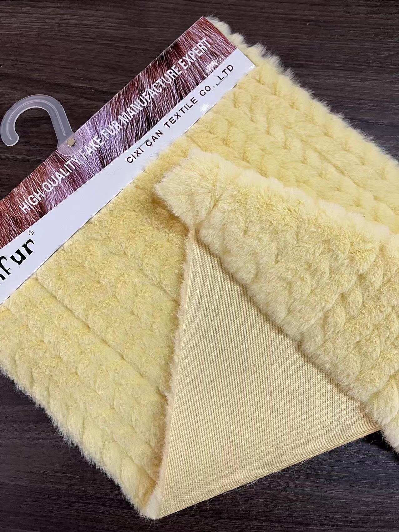 Short Fur Fabric Soft Faux Fur for Coat Toy Yarn Count Contact Length 60cm Color Gray
