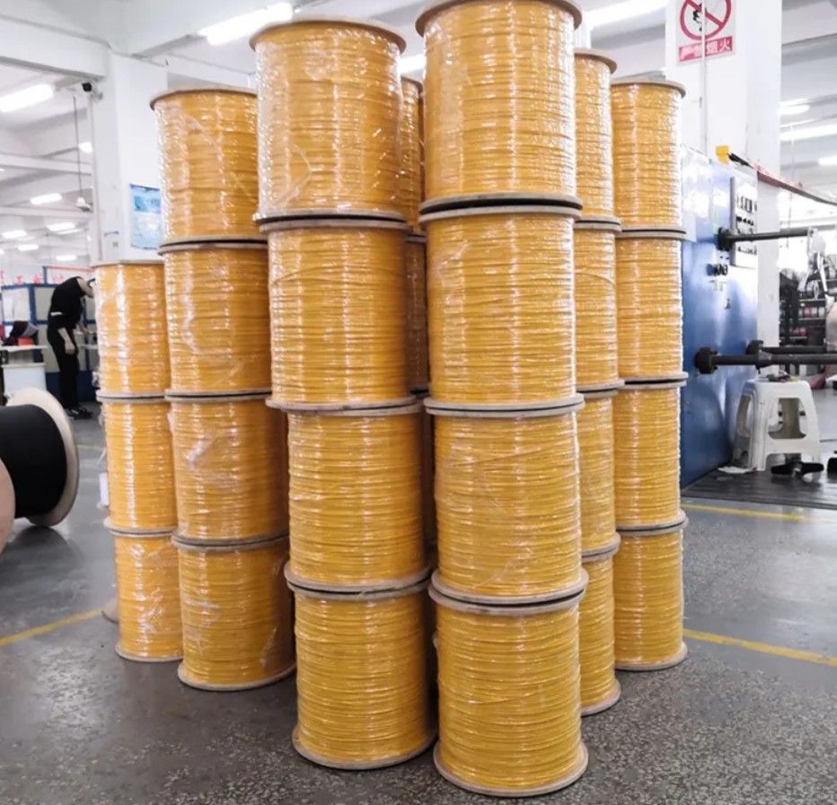 GJFJBV Indoor Fiber Optic Cable with Aramid Yarn Strength Member and PVC/LSZH Inner Sheath Material