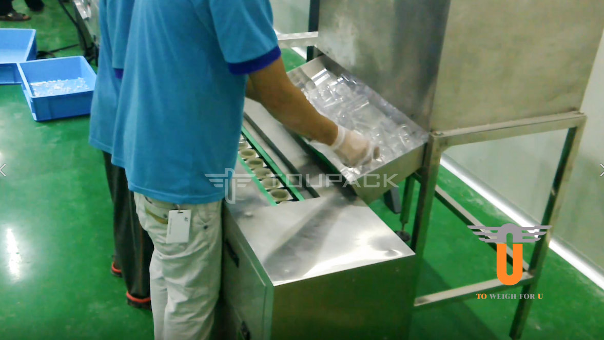 Automatic Bottle Marshmallow Weighing Filling System Gummy Bear Counting Packing Machine