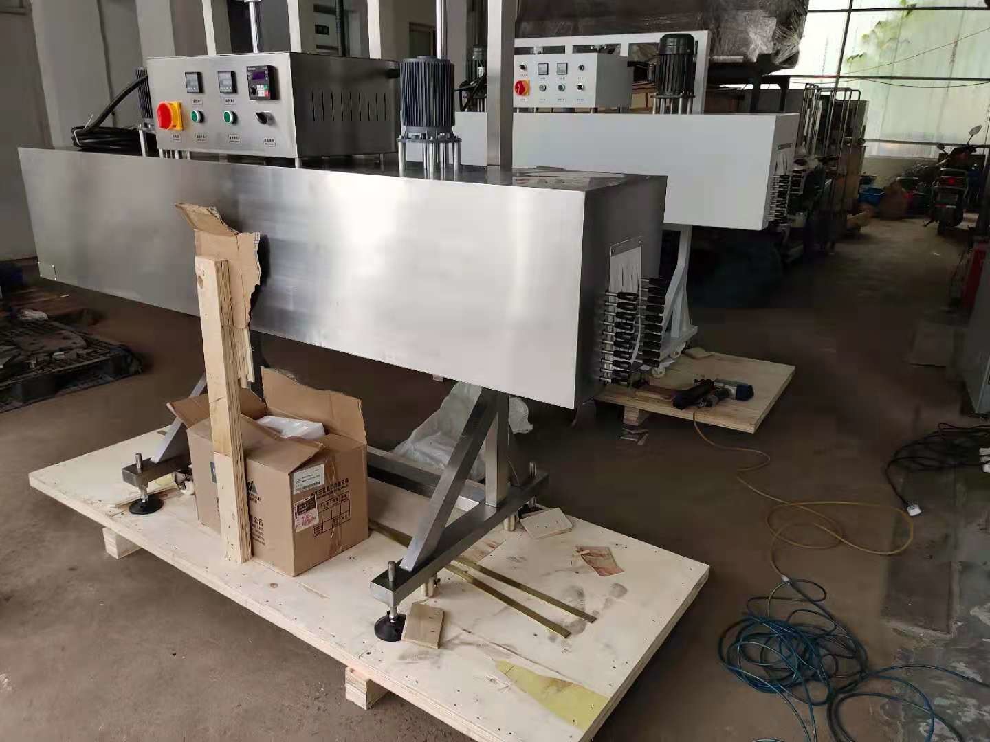 Consistent Packaging Air Cooling Shrink Tunnel Machine with Adjustable Conveyor Speed