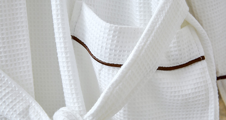 White Waffle Hotel Spa Robes For Salon Compressed Optional Size Customized Color