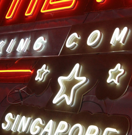 Illuminated RGB Neon Wall Mounted Signs 12mm LED Strips / LED Modules