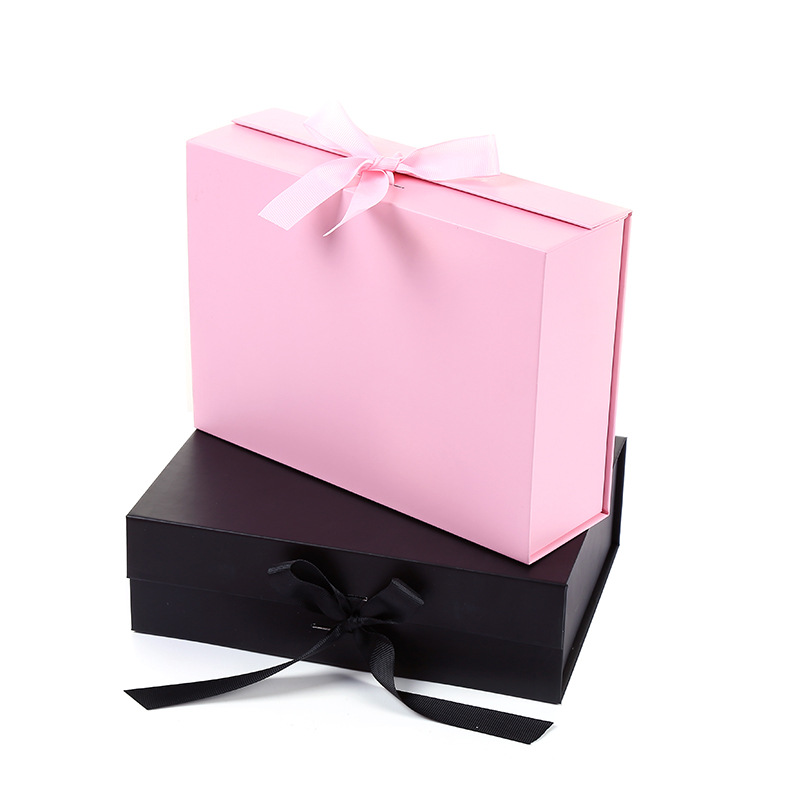 Luxury Rigid Folding Cardboard Treat Boxes Gift Custom Printed Embossing