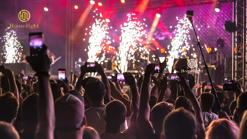 DMX512 Wireless Remote Control Cold Sparkle Machine For Stage Lighting Solutions