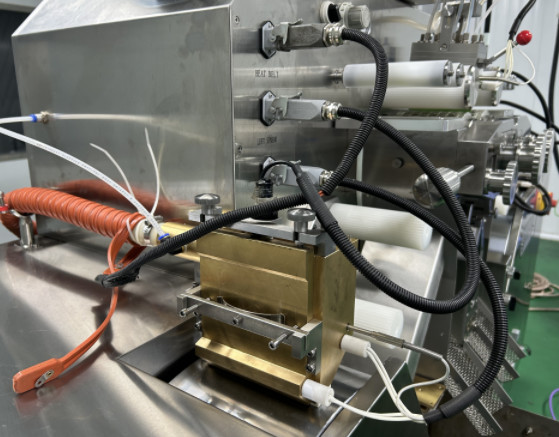 5000-100000 Capsules/H 6 Inch Servo Soft Gelatin Encapsulation Machine Stainless Steel