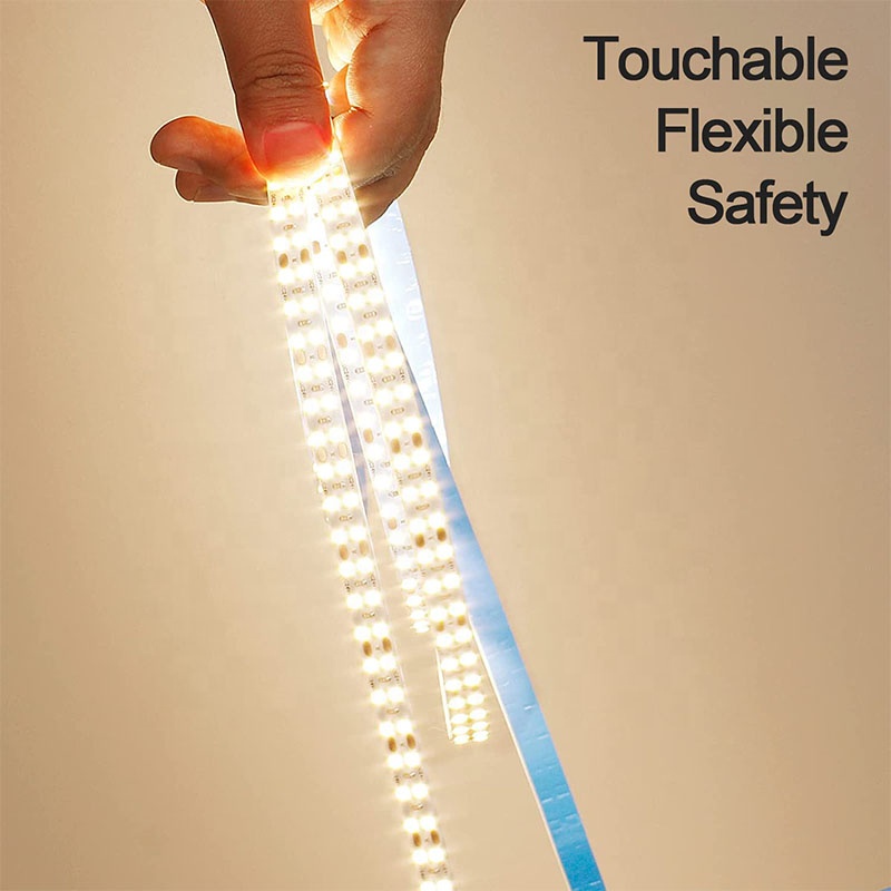 Residential DC12V 24V SMD2835 Electroplate PCB 240Ds 8mm Ra 80 6500K LED Light Strip