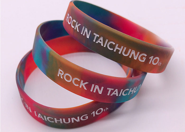 Hand Strap Luminous Silicone bracelet Recessed wrist Rubber strap custom OEM logo words color size wrist