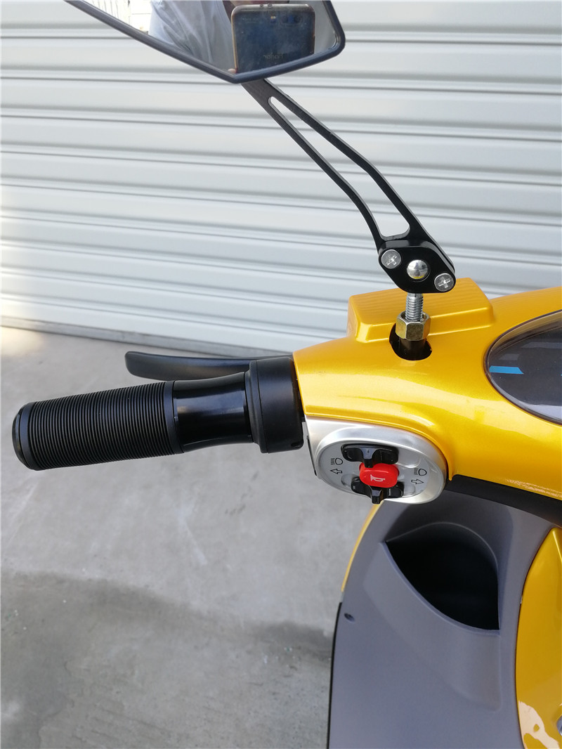 High Speed 72V 1200W Electric Motor Bike Cool Chopper Design with 3.5-10 Tubeless Tires