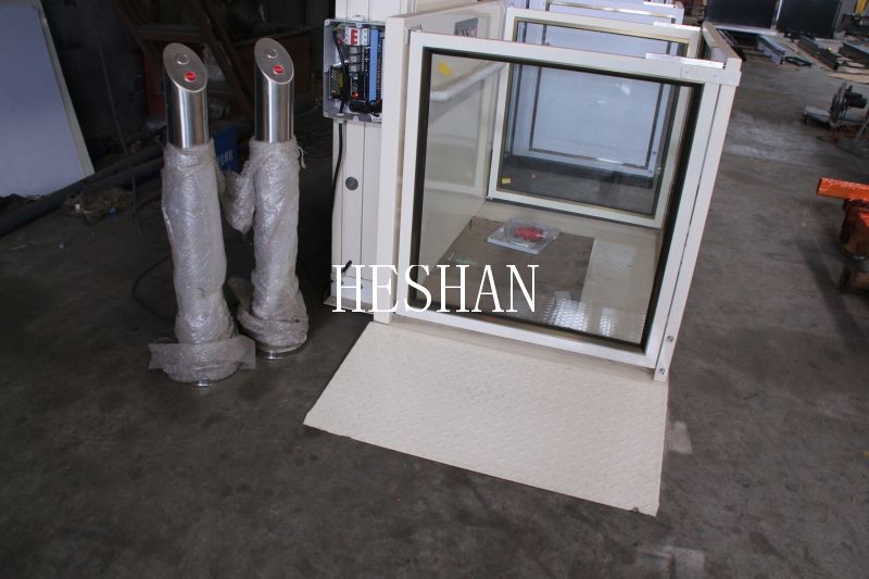 Home Wheelchair Elevator Lift 300kg Customized For Disabled Persons