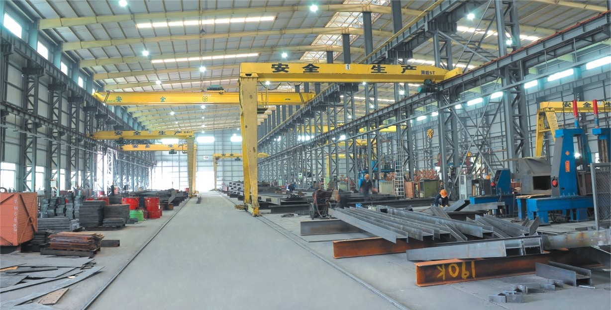 Customize Garage Steel Frame For Shopping Mall , Train Station With Grey Paint