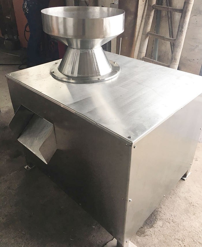 Electric Coconut Grater / Coconut Powder Grinder For Industrial Production 200-500 Kg/H