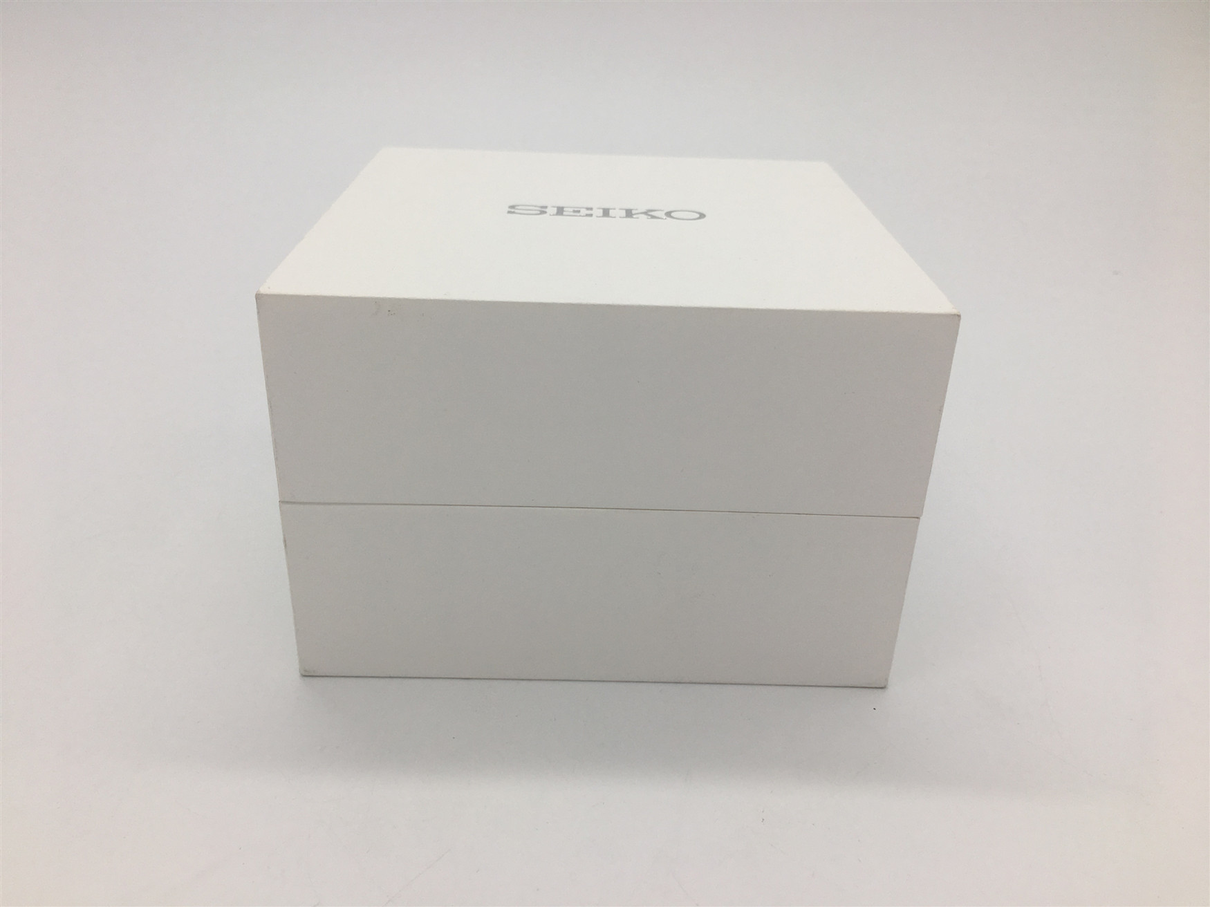 Gift Packaging Fancy Jewelry Box Hot Stamping Logo With Black Velvet Pillow