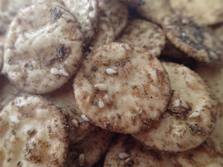OU KOSHER Senbei Rice Crackers Coarse Delicious Sesame Seed Biscuits